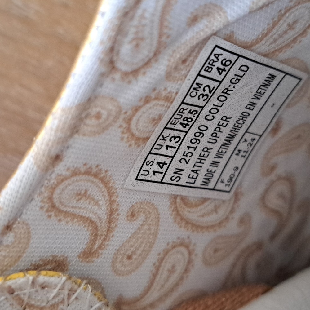 Skechers Snoop Dogg: Snoop One Gold Medal High-Top Sneaker - Size: Men 14 - Picture 9 of 9